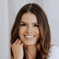 Alexandra Evans